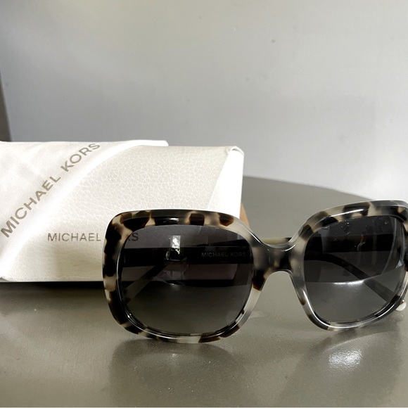 Michael Kors Women Sunglasses - Picture 1 of 5